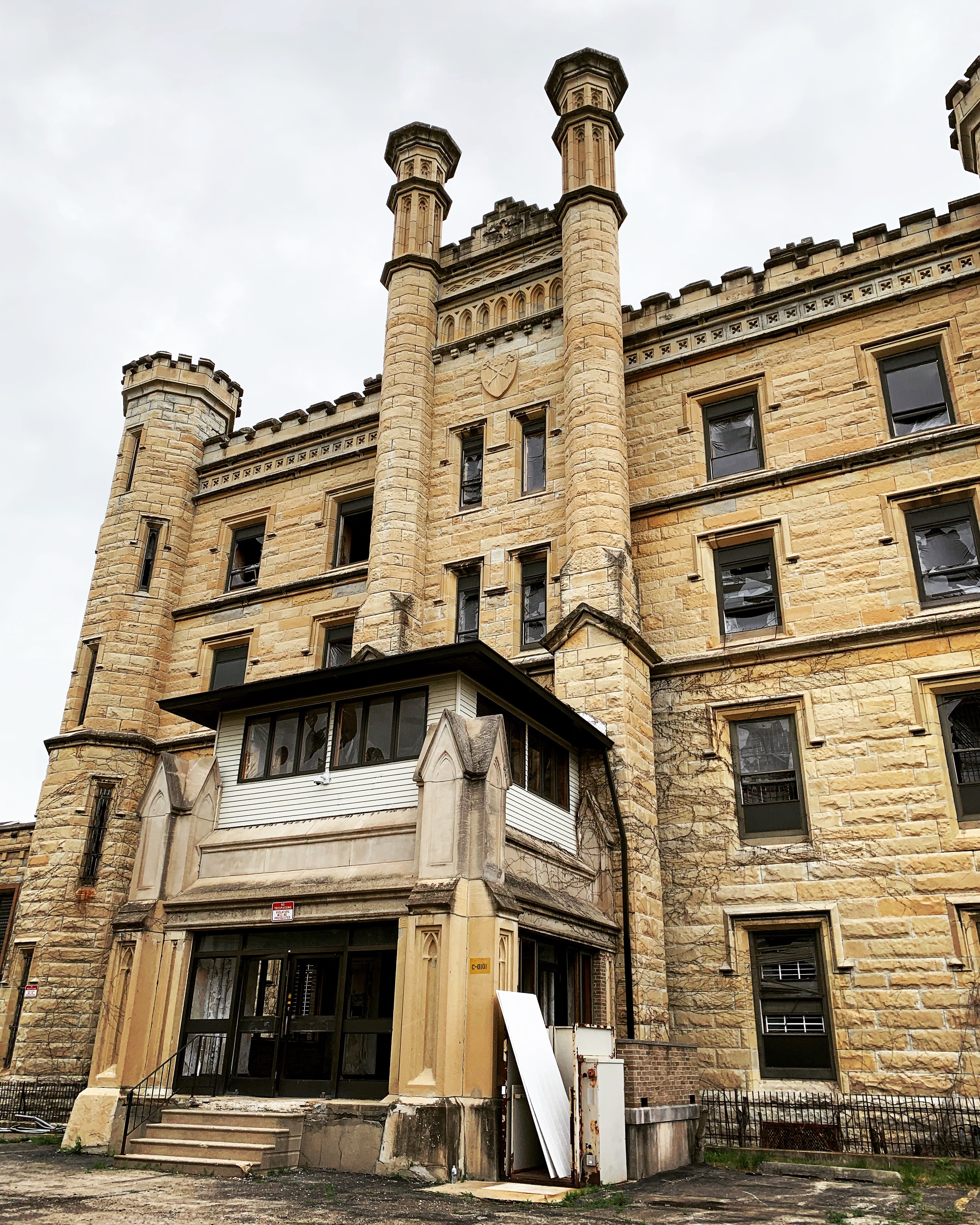 CA7AC848-B5B4-4412-B4B9-A632114F5CD7